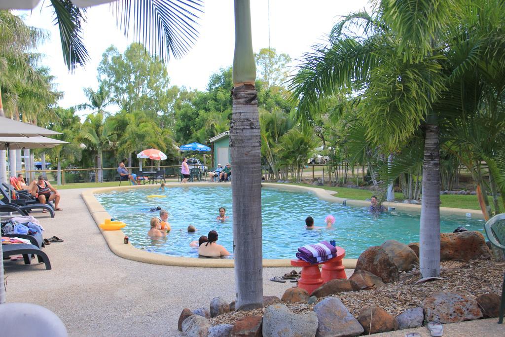 Big4 Aussie Outback Oasis Holiday Park Charters Towers Eksteriør billede